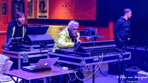 2023-02-05-Back-To-DeVito-mmv-Age-Kat-en-Yara-Beeks-Dru-Poppodium-Ulft 019