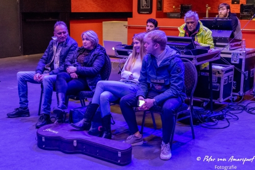 2023-02-05-Back-To-DeVito-mmv-Age-Kat-en-Yara-Beeks-Dru-Poppodium-Ulft 030