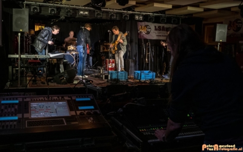 2020-01-12 Back to DeVito the Frog Tribute LSAMusic Aalten 007