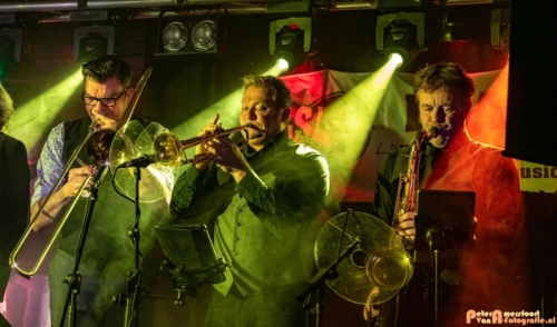 2020-01-12 Back to DeVito the Frog Tribute LSAMusic Aalten 027