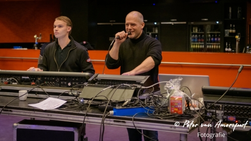 Folkfeest: 20 jaar Scrum!support act - Maggie's Flock