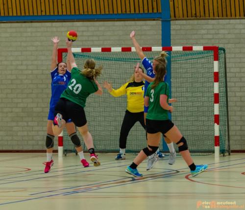 2018-03-03 Handbal HV Huissen - SC Groessen 016