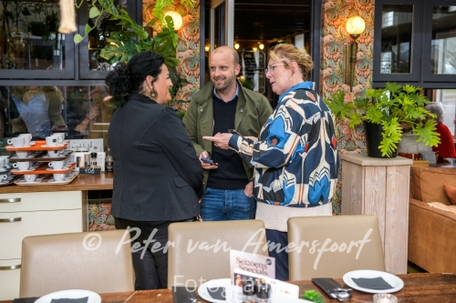 Kletsen met Debby van der Zande