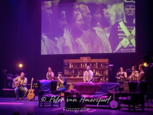 10 jaar - Lads 'n Lassies - A Tale of Friendship