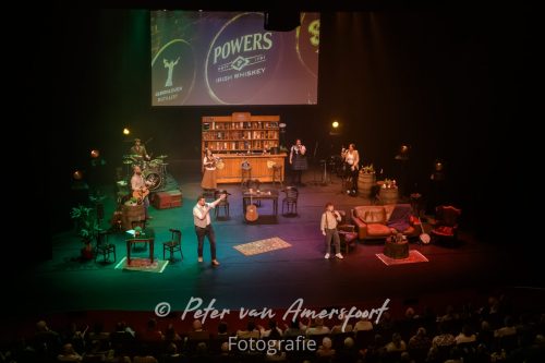 10 jaar - Lads 'n Lassies - A Tale of Friendship