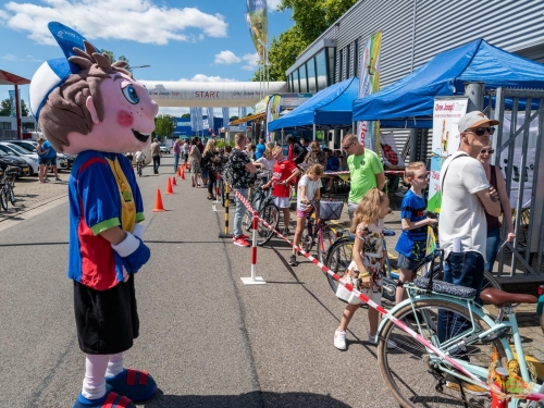 2022-07-16-Fietskeuring-Mantel-023