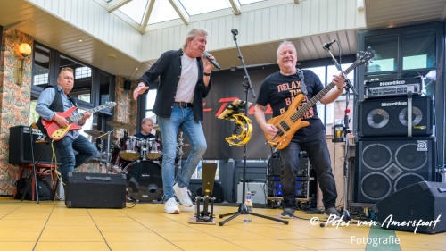 Off Beat - Koningsdag bij de Vos