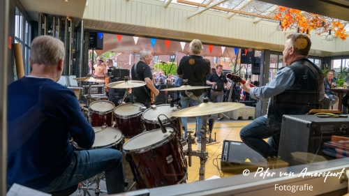 Off Beat - Koningsdag bij de Vos