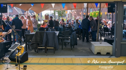 Off Beat - Koningsdag bij de Vos