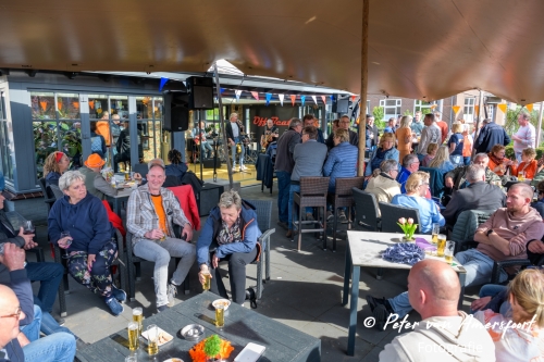 Off Beat - Koningsdag bij de Vos