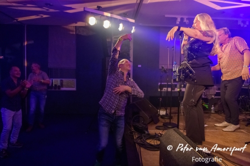 2023-10-28-SoularVibetheGalaxyHorns-deKoppelpaarden-KeiFestival-Lichtenvoorde-066