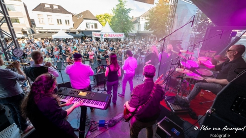 2022-07-03-SoularVibe-the-Galaxy-Horns-Zomermarkt-Lichtenvoorde 019