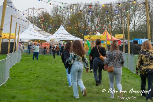 Hakunama Tentfeest