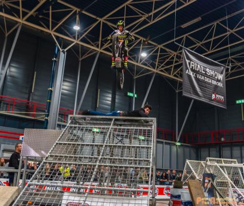 2018-02-23 Motorbeurs - Trialdemo Alex vd Broek 035