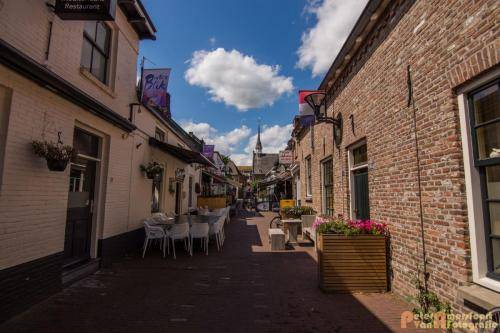 2017-08-04 Zevenaar Wittenburgstraat 07